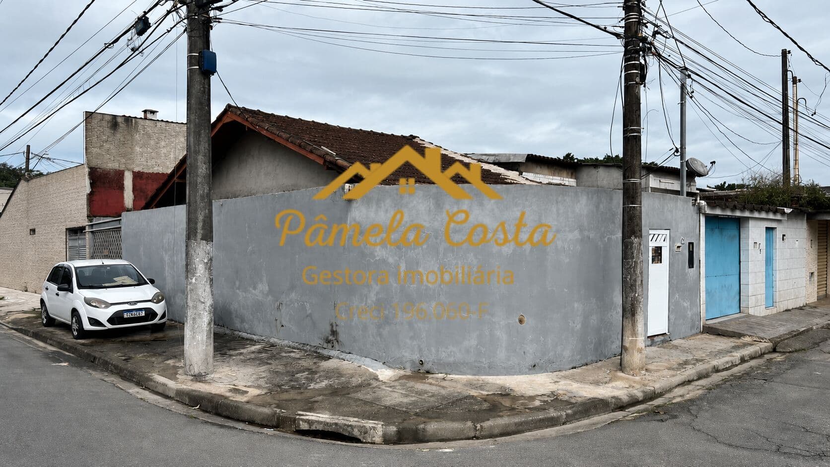 Vendo Casa de Esquina no Jardim Monteiro da Cruz - Próximo à Escola Walter SCHEPPIS
