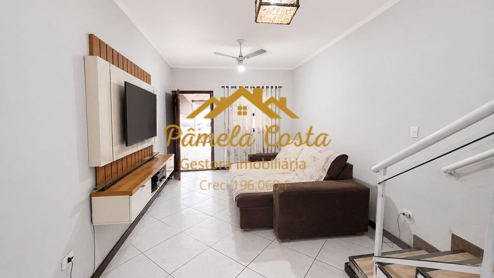 🏡 Sobrado Geminado à Venda no Jardim Maravilha – Guarujá/SP - Apenas 150 metros da Av. Santos Dumont