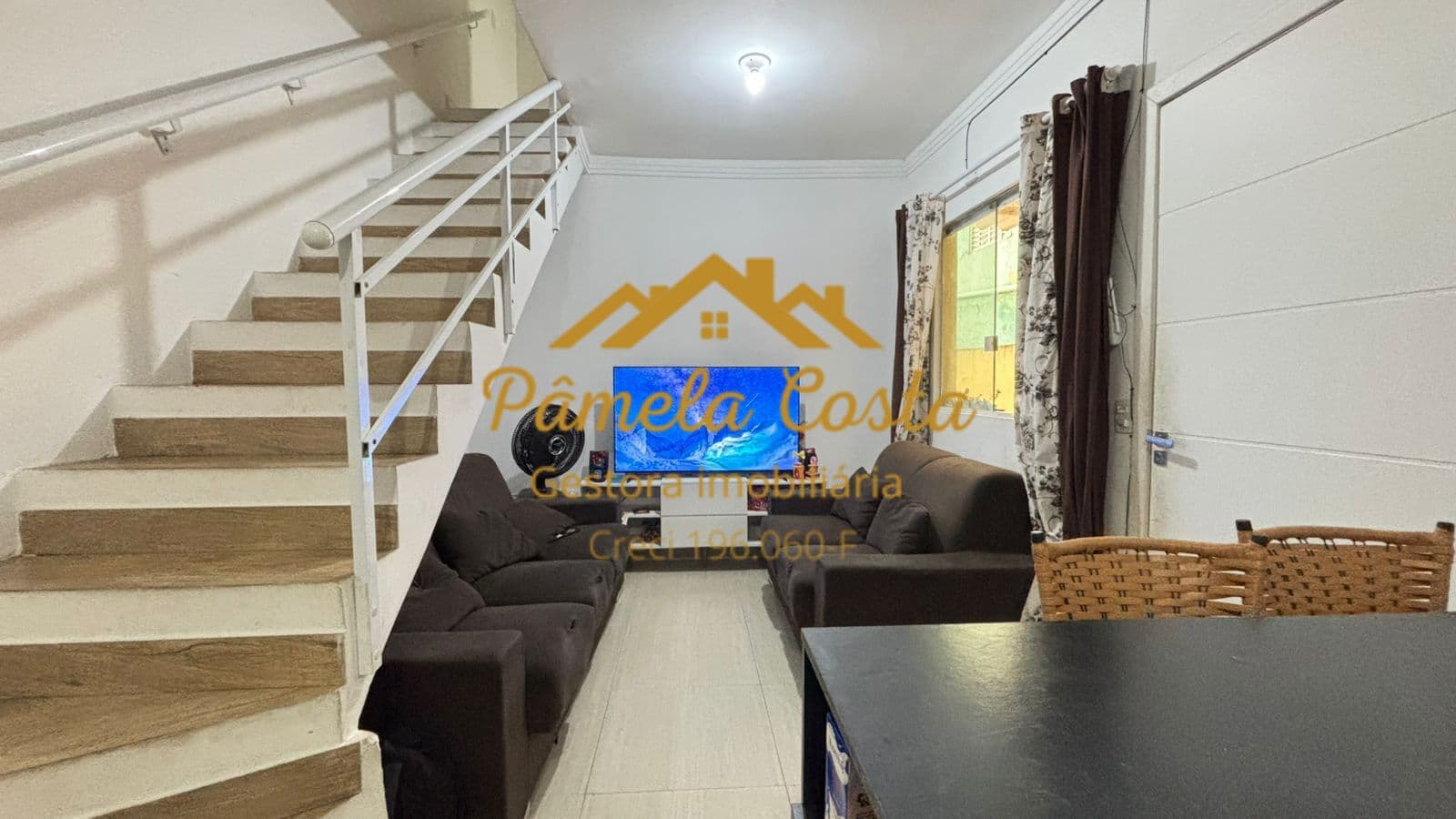 🏡 TRIPLEX À VENDA COM QUINTAL E GARAGEM NO JARDIM BOA ESPERANÇA