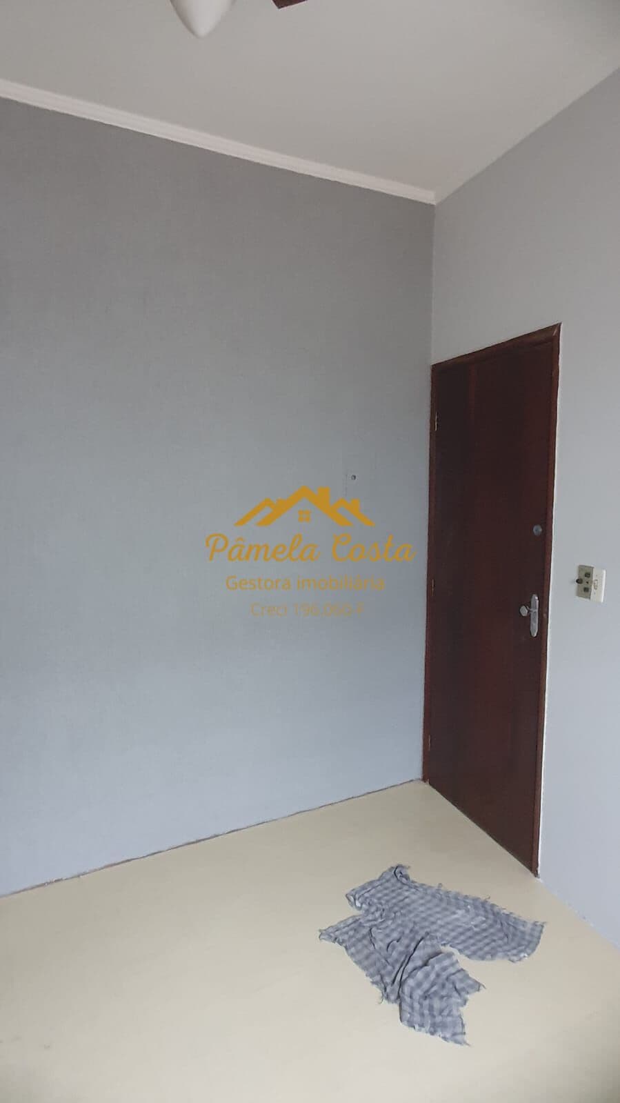 Sala/Conjunto em Guarujá - Jardim Cunhambebe (Vicente de Carvalho)