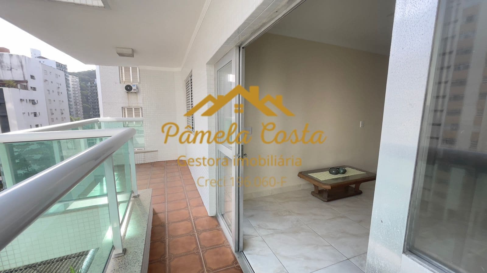 Apartamento em Guarujá - Barra Funda