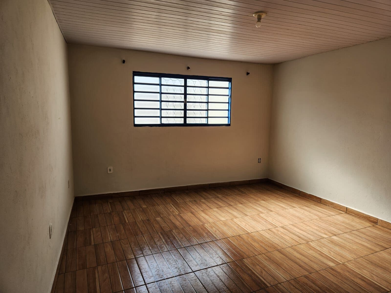 Casa à venda no bairro Mirante - Mogi Mirim/SP