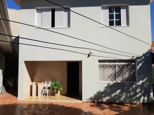 Casa em Mogi Mirim - Santa Cruz