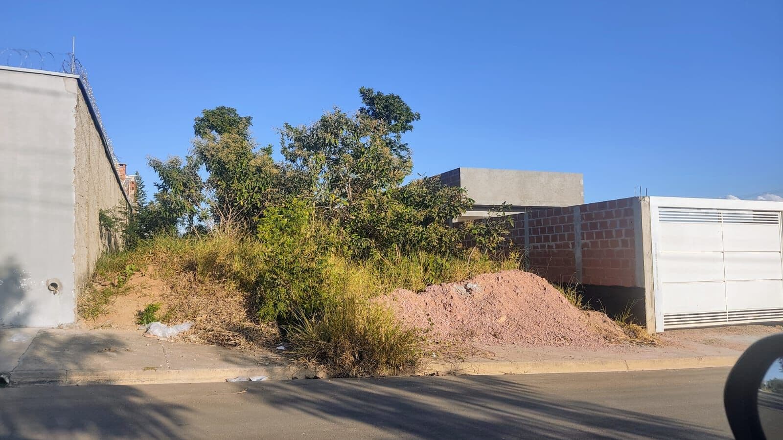 Terreno à venda no bairro Parque das Laranjeiras - Mogi Mirim/SP