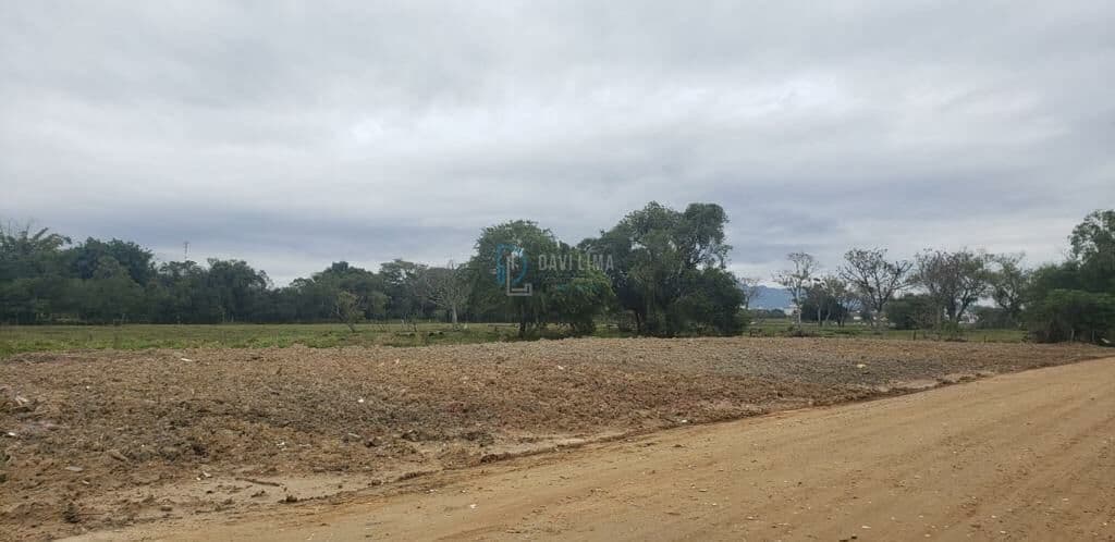 Lote/Terreno em Tijucas - Praça