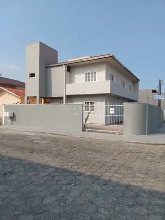 Casa Padrão - Universítario
