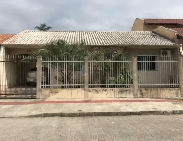 Casa em Tijucas - Universitario