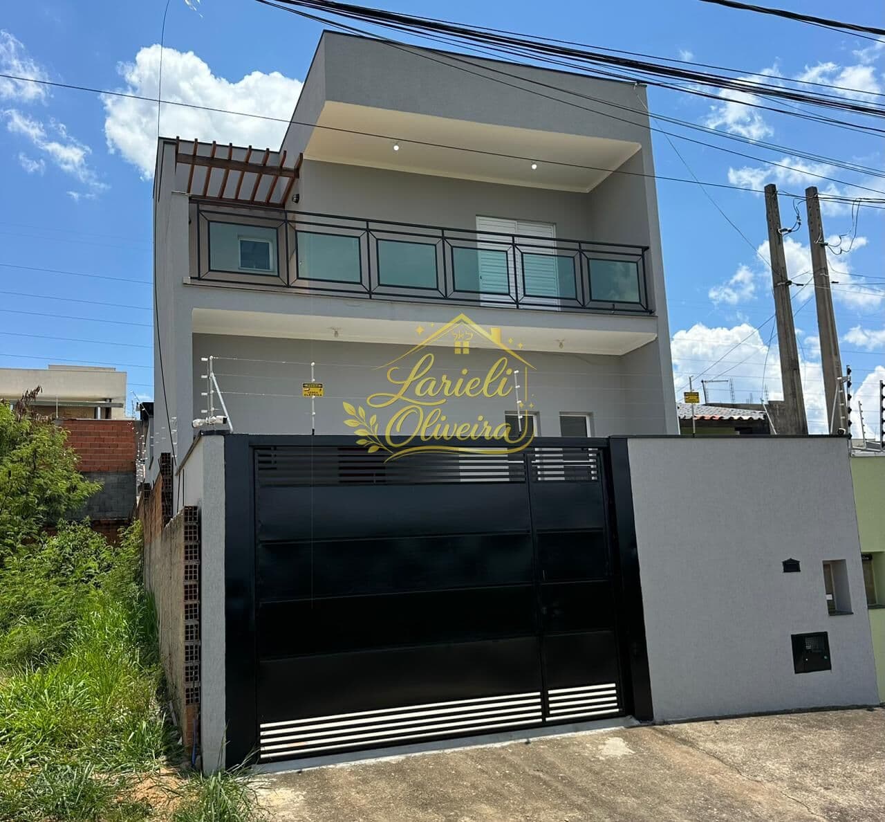 Sobrado 3 dormitórios, uma suíte à Venda no Jardim Amélia – Paulínia/SP