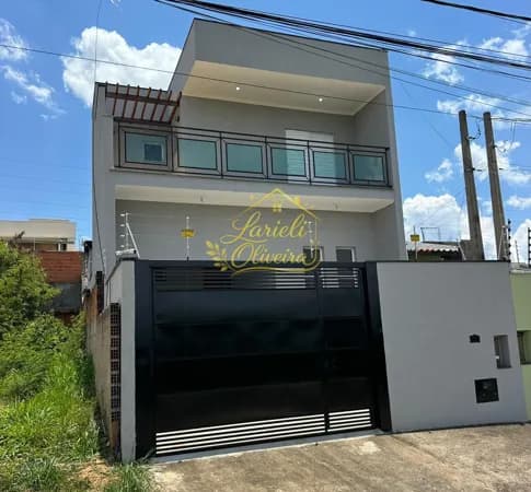 Sobrado 3 dormitórios, uma suíte à Venda no Jardim Amélia – Paulínia/SP