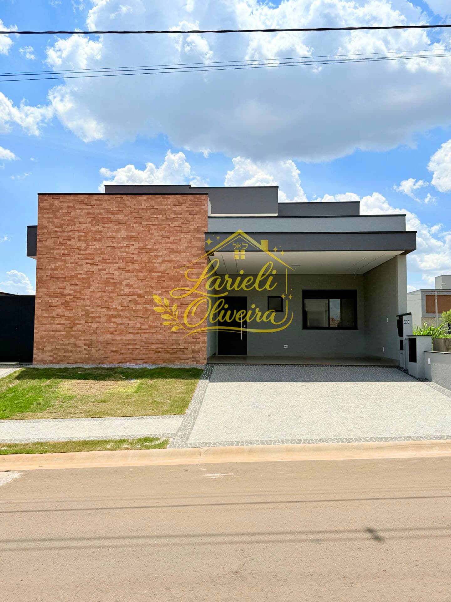 Casa Térrea à Venda no Condomínio Santorini Residencial Club – Paulínia/SP