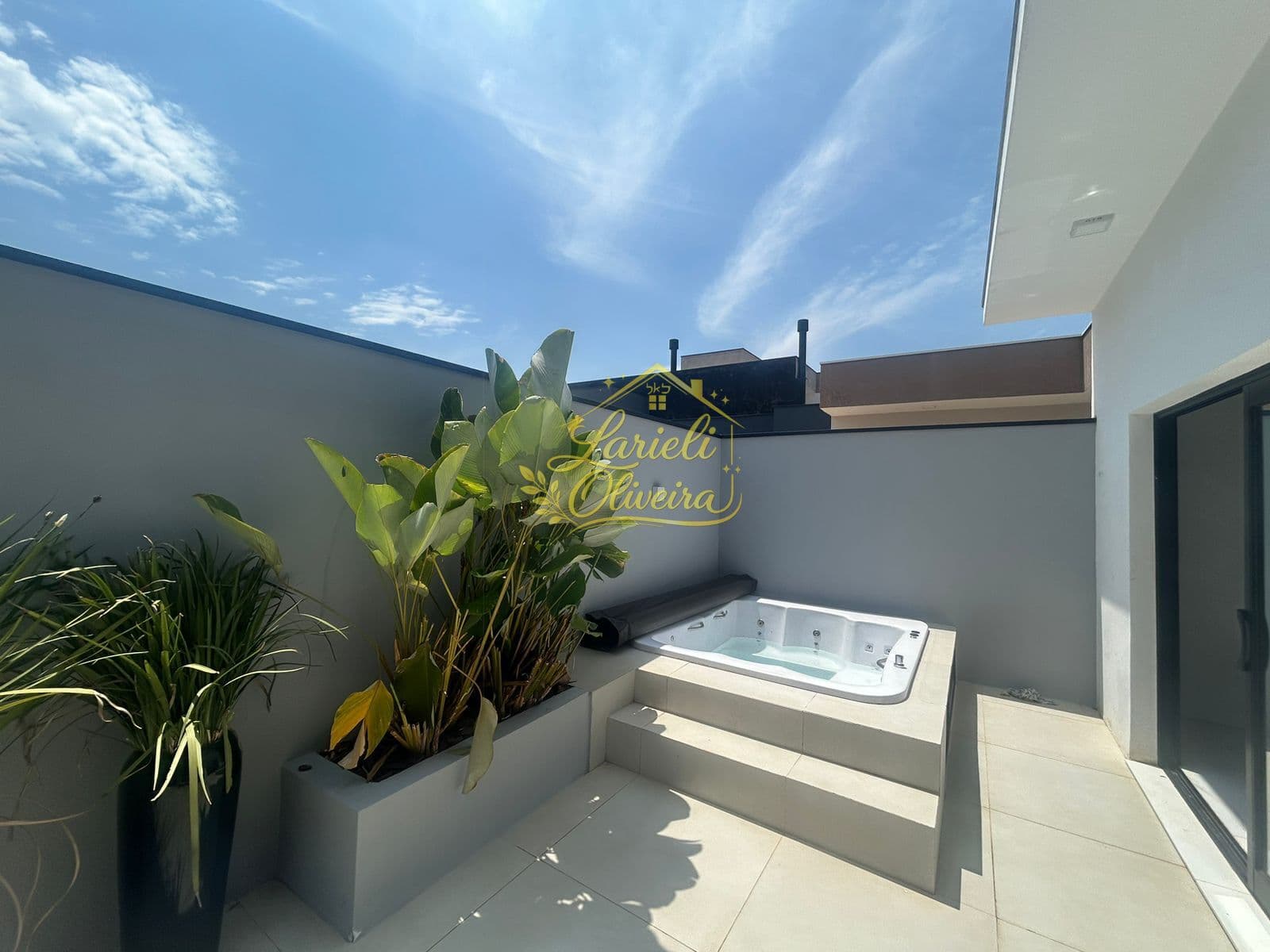 Casa Térrea Com Escritório E Móveis Planejados No Condomínio Terras Da Estância em Paulínia/SP