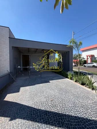 Casa de Condomínio em Paulínia - Vila Monte Alegre