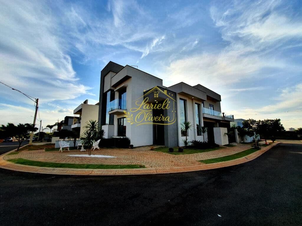Sobrado de Alto Padrão à Venda no Residencial Club Portinari - Parque Brasil 500 – Paulínia/SP