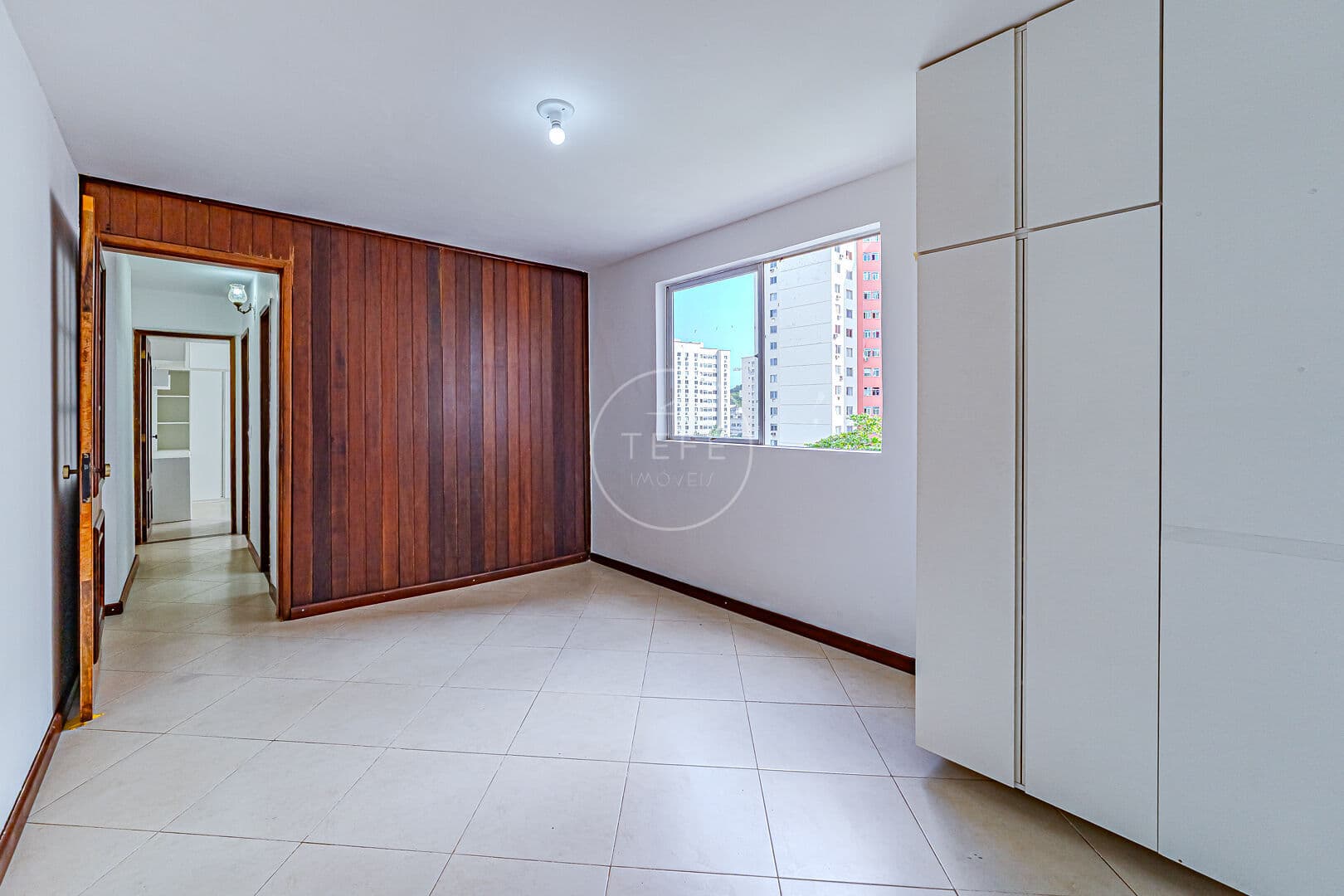 APARTAMENTO com 2 DORMITÓRIOS e 48m² no EDIFÍCIO PANORAMA na CURICICA - RIO DE JANEIRO, RJ