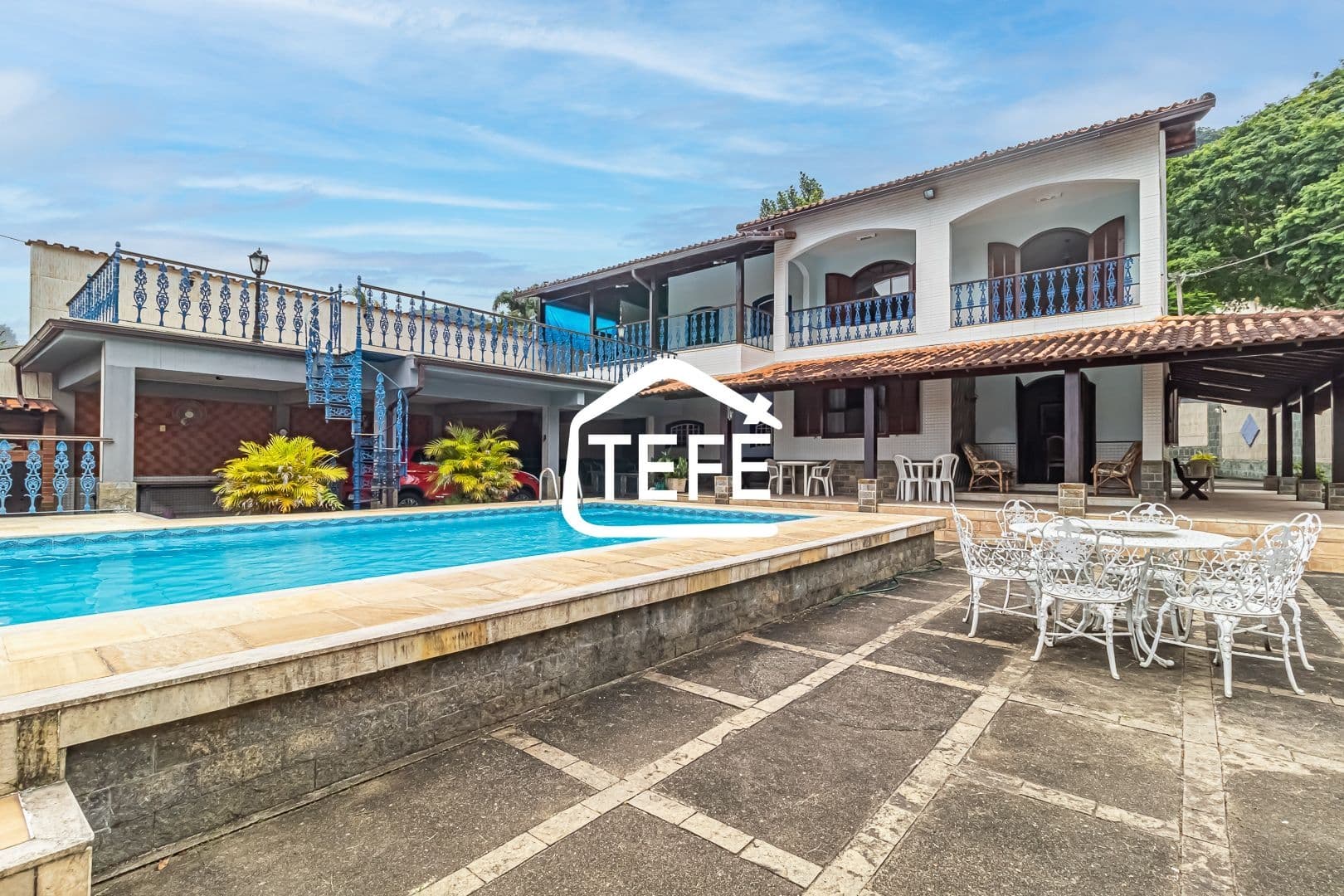 Casa com INFRA COMPLETA - 5 DORMITÓRIOS - À venda por R$ 1.270.000,00 - BOSQUE DOS ESQUILOS - Anil, RJ