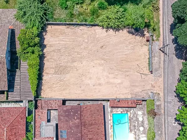 TERRENO de 600m² em condomínio no ITANHANGÁ - R$ 1.290.000,00