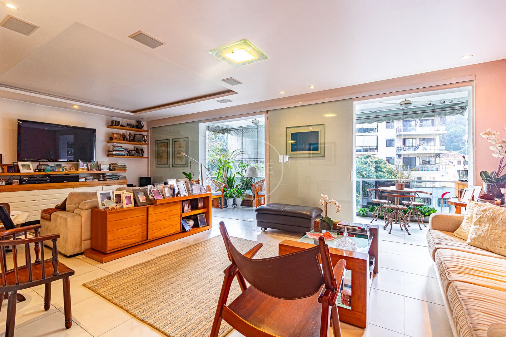 APARTAMENTO no COSME VELHO com 220m² - R$ 1.800.000 - Zona Sul, Rio de Janeiro