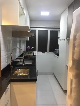 Apartamento de 2 dormitórios e varanda no Parque Itália, Campinas/SP
