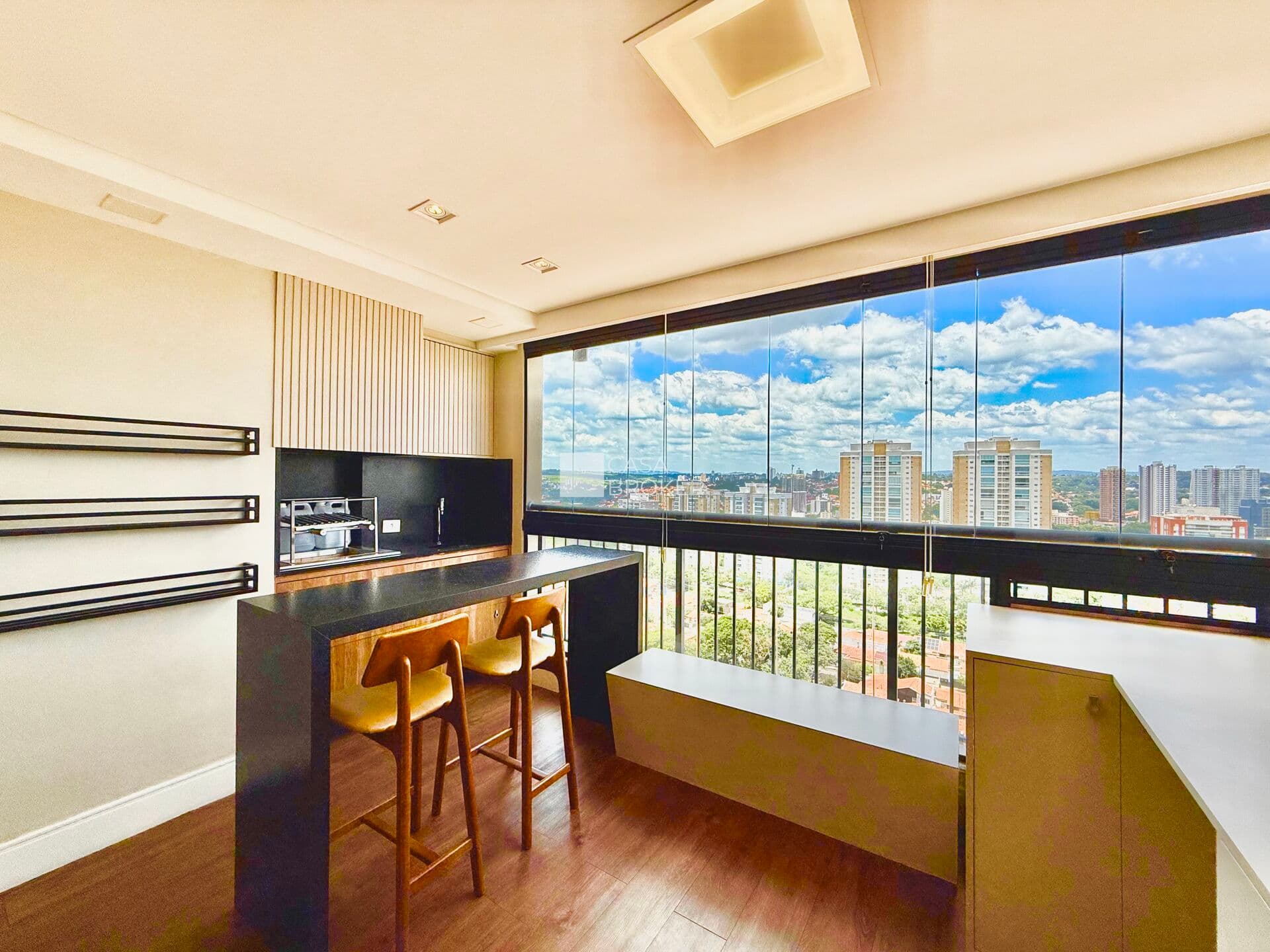 Apartamento Moderno com Sala Ampliada e Closet no Living Celebration – Taquaral