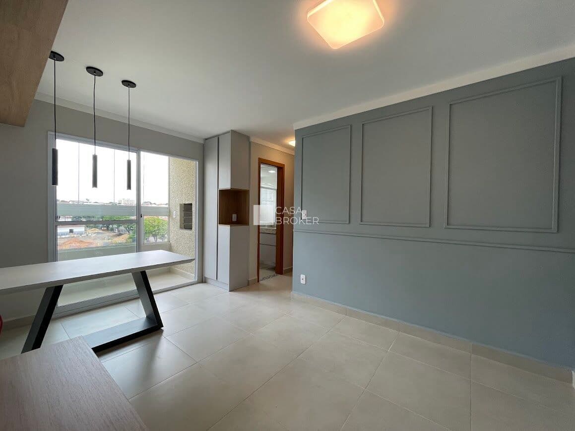 Apartamento com acabamento moderno, 2 dormitórios sendo 1 suíte com varanda gourmet no Jardim Nova Europa