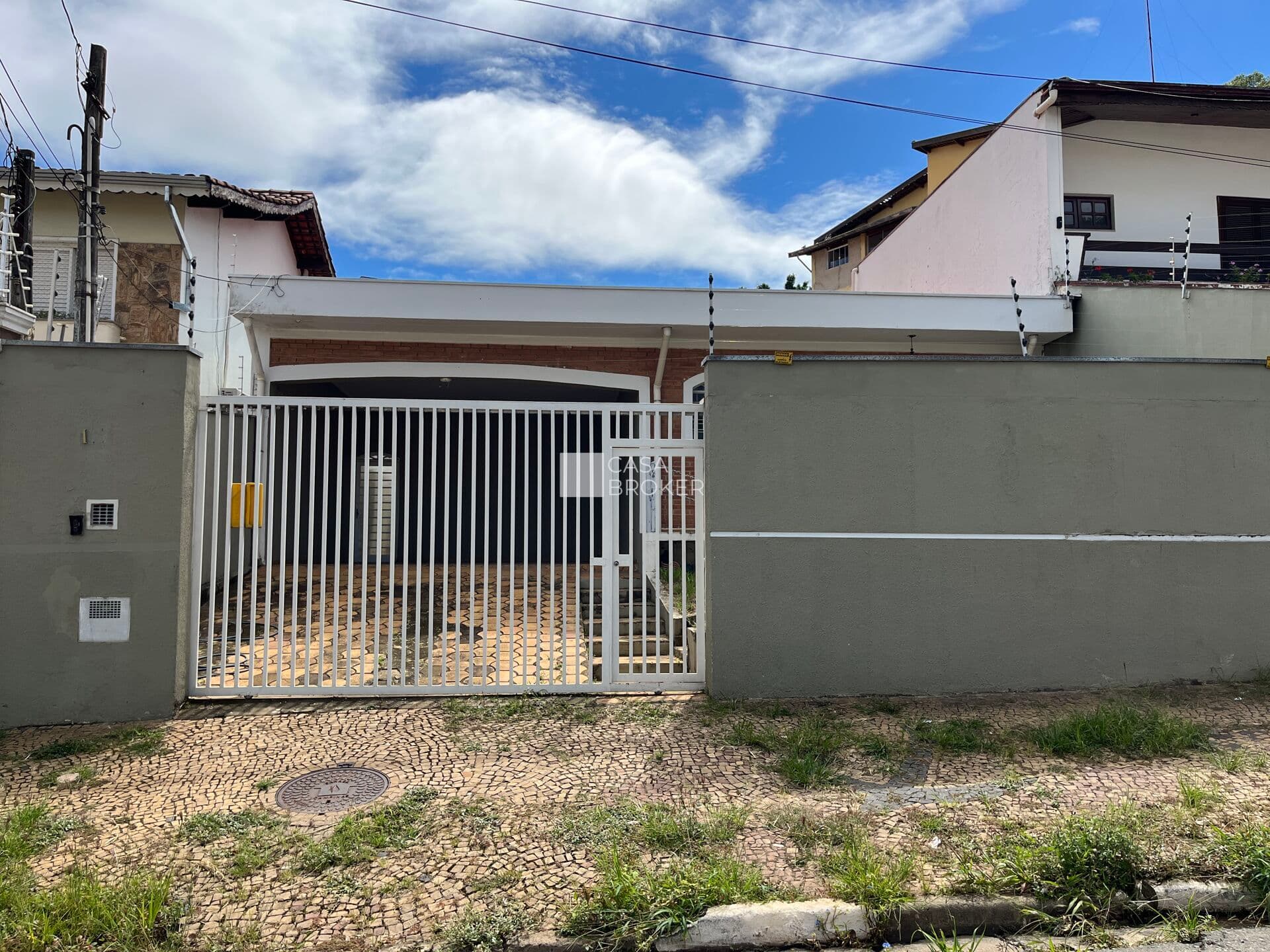 Casa Térrea à Venda – Jardim Guarani | Em frente ao Centro de Treinamento do Guarani FC