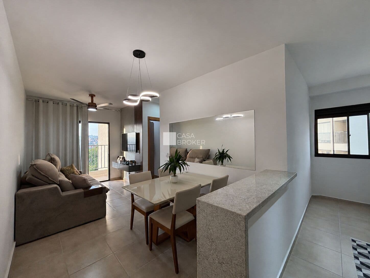 Apartamento com suíte no Proença