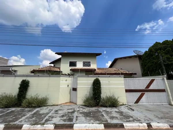Sobrado com suíte