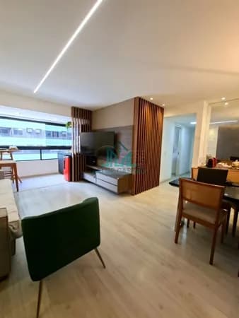 Apartamento com 3 Quartos, 2 Suítes, 90m², Varanda integrada 2 Vagas à venda na Ponta Verde - Maceió Alagoas
