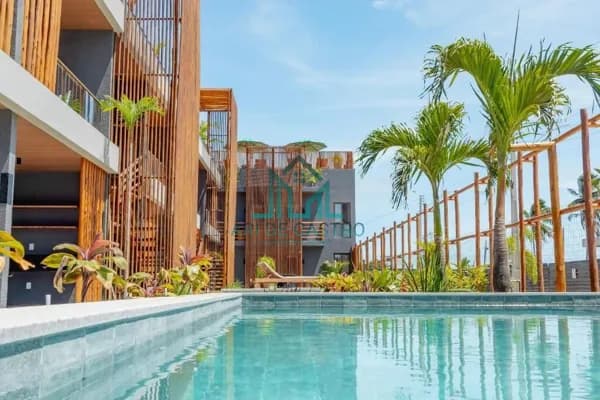 Apartamento 2 Suítes, 67m², Varanda Térreo a Beira da Piscina a 30 metros da Praia de Tatuamunha, na Rota Ecológica dos Milagres - Cond Essence - Alagoas