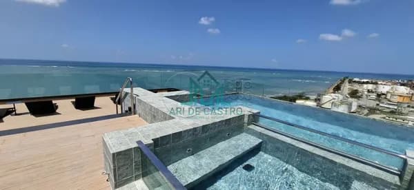 Cobertura Beira-mar Praia de Pajuçara Studio de 35,00m² com Pé-direito Duplo Sala ampla com varanda - Maceió Alagoas