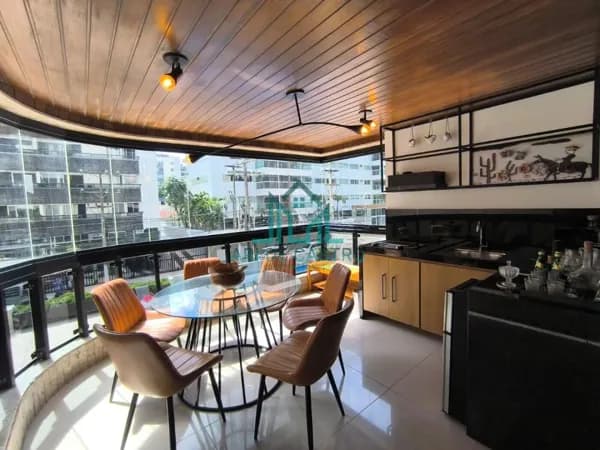 Apartamento com 4 Quartos com 251m² na primeira quadra da Praia de Ponta Verde - Maceió Algoas