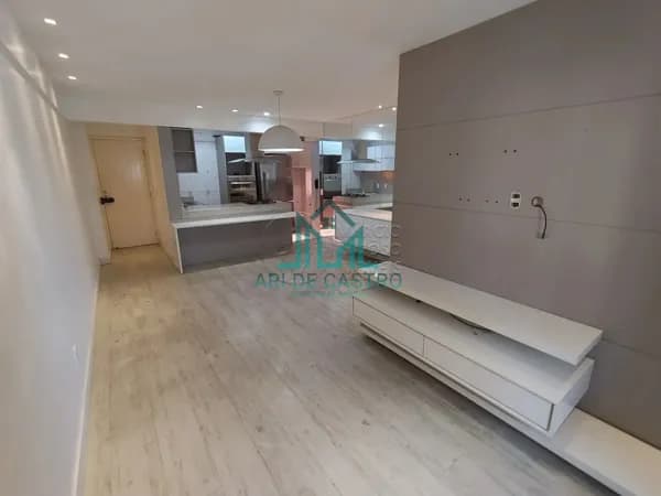 Apartamento com 2 Quartos, Varanda 60m² à venda na Jatiuca - Maceió Alagoas