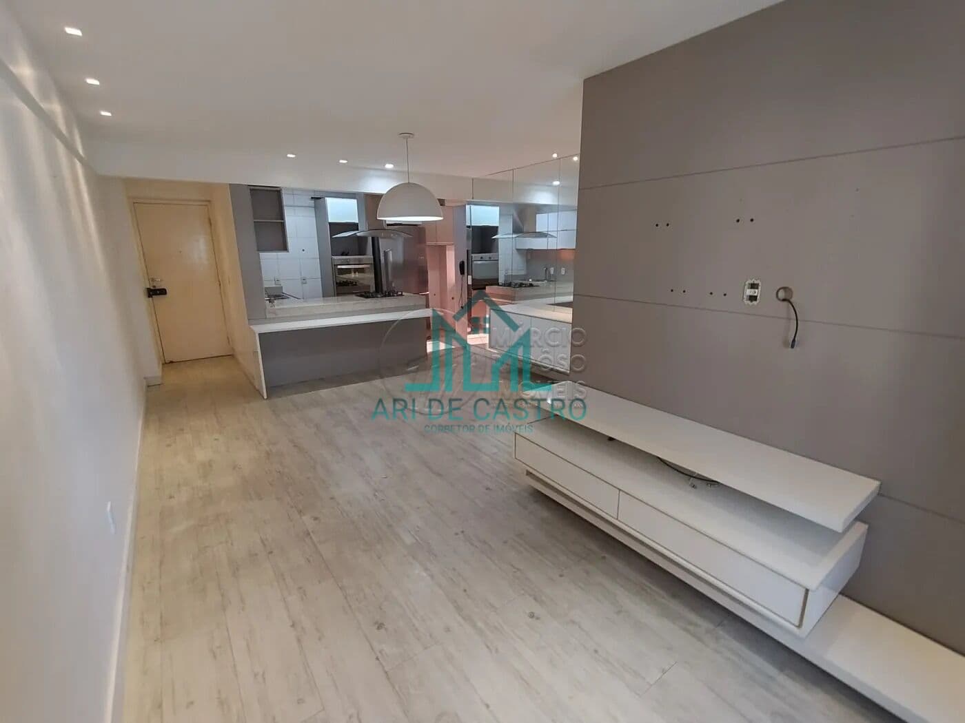 Apartamento com 2 Quartos, Varanda 60m² à venda na Jatiuca - Maceió Alagoas