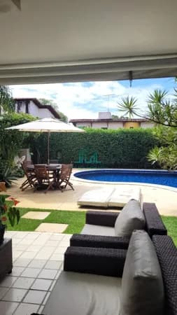 Casa no Aldebaran com 4 Suítes com 497m² com ótima Piscina - Maceió Alagoas