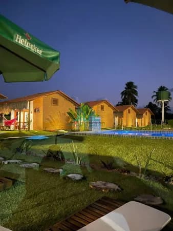 Pousada a Venda Mobiliada em São Miguel dos Milagres com 4.000m² 5 Chales, Piscina e Recepção - Alagoas