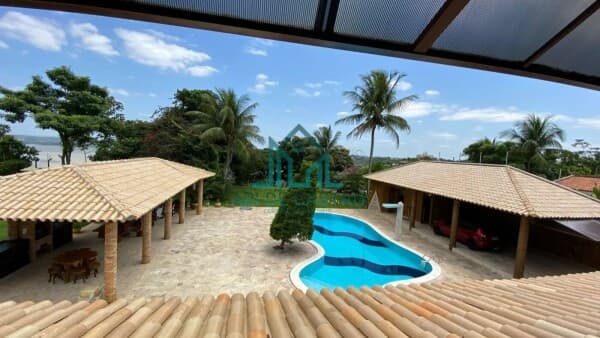 Casa com 6 quartos, 660m², Piscina, Casa de Hospede, Tudo em um Terreno de 2.680m² na Santa Amélia - Loteamento Jardim Petrópolis II