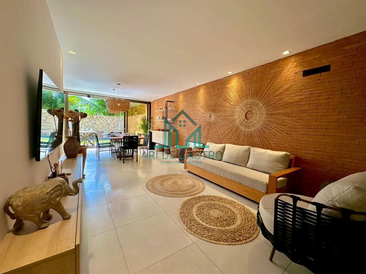 Casa à venda 3 Suítes, Duplex, 155m², Mobiliada e Piscina na Praia do Riacho em São Miguel dos Milagres - Alagoas