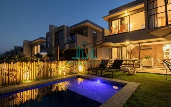 Casa Duplex Mobiliada com 126m² com 3 Suítes em Condomínio a Beira-mar da Praia do Marceneiro - Alagoas