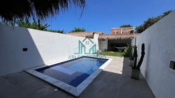Casa Mobiliada com 150,14m² com 3 Suítes, Piscina, em São Miguel dos Milagres - Alagoas