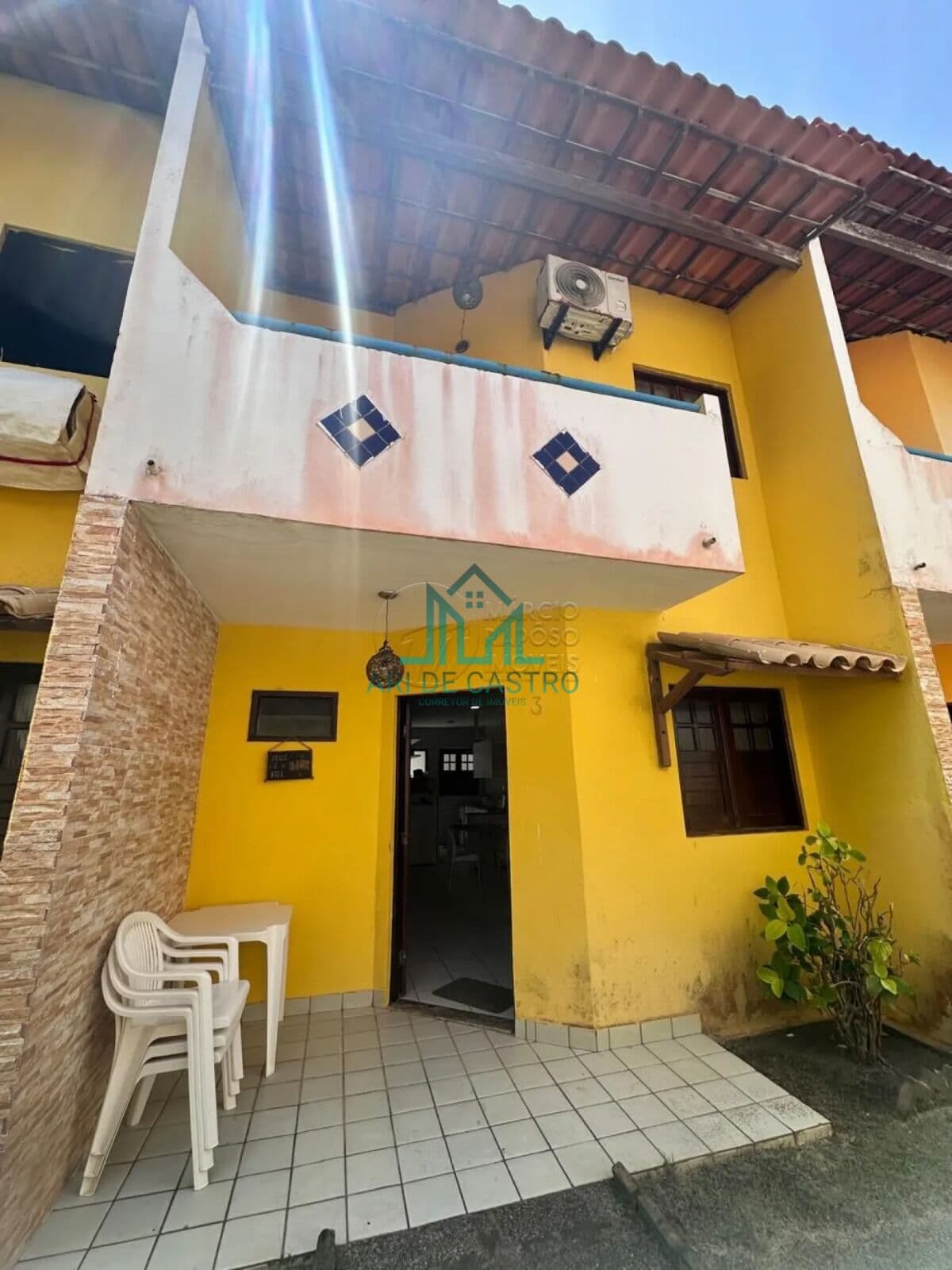 Casa Duplex 2 Suítes em Condomínio a 50 metros da Praia, Barra de São Miguel - Alagoas