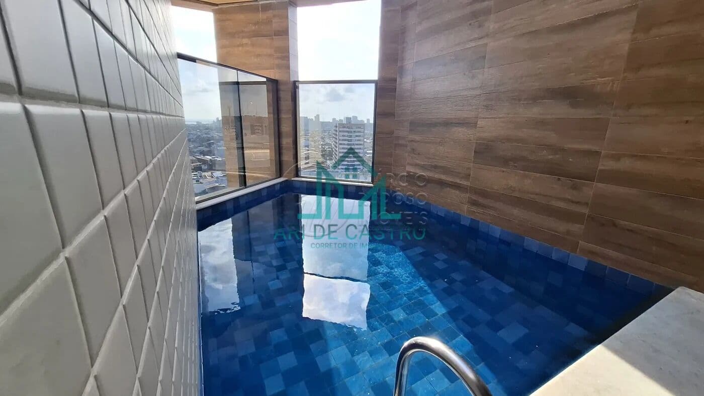 Cobertura Vista Mar da Praia de Pajuçara, 2 Quartos com Piscina Privativa, 81 m² - Maceió Alagoas