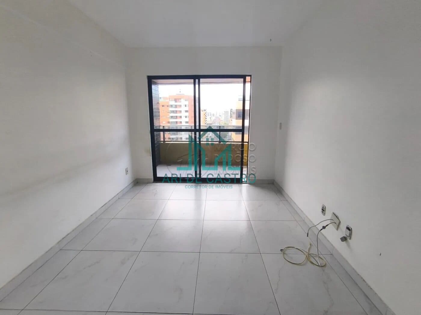 Apartamento Nascente com 3 Quartos, 80m² e Varanda à venda na Ponta Verde - Maceió Alagoas