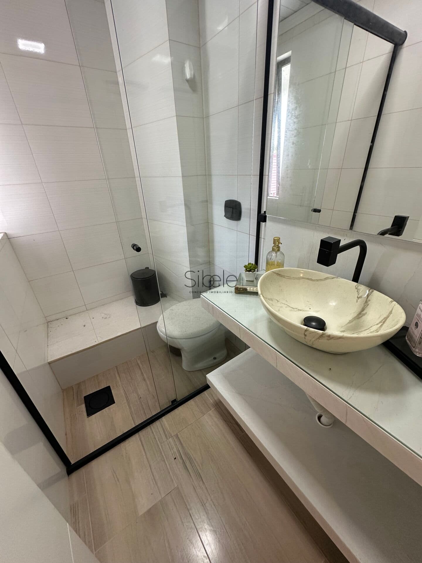 Sala comercial no Centro de Tubarão/SC