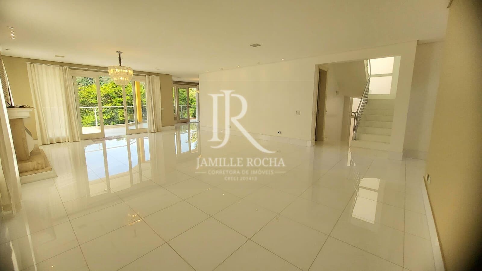 Casa Alto Padrão no Gênesis ll com vista para a mata, perto da natureza