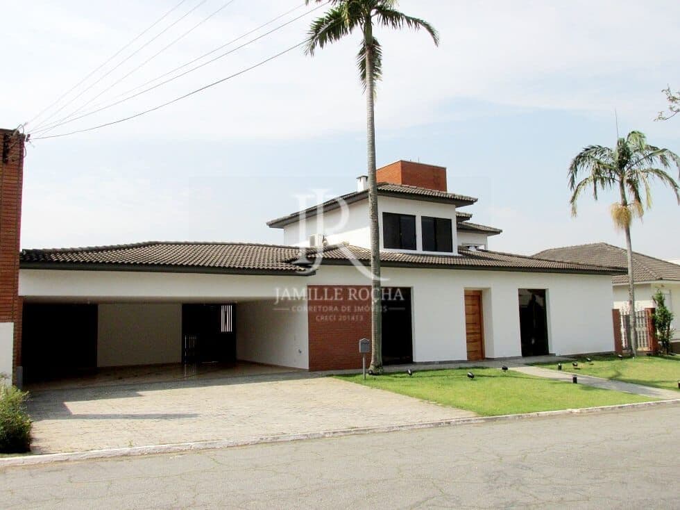 Alphaville 05 - Casa Alto Padrão à venda com 620 m² de área construída por R$: 3.990.000,00