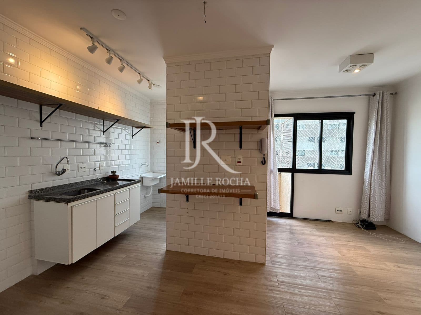 Duplex House - Apartamento no centro de Alphaville para locação