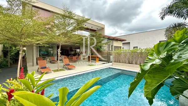 Casa Alto Padrão no Gênesis II - Maravilhosa esquina, totalmente mobiliada!