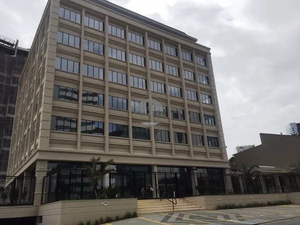 Vende-se laje comercial ALUGADA de 517m² no Edifício Parque dos Pinheiros, próximo ao Shopping Eldorado e à Estação Pinheiros (Metrô/Cptm)