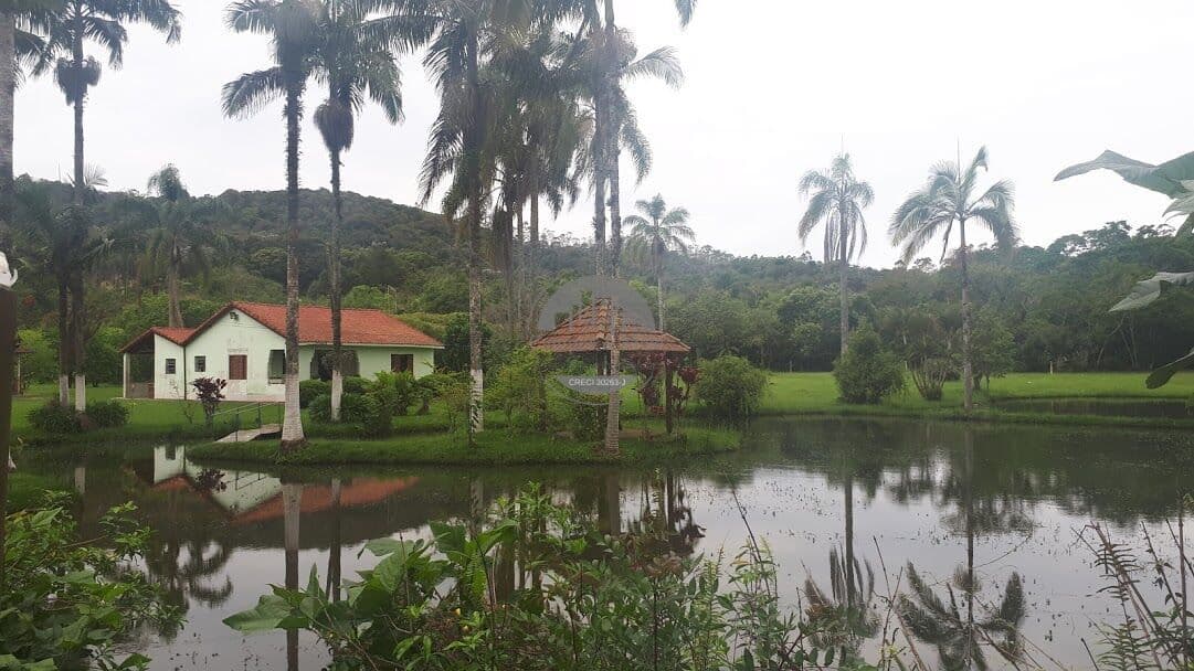 Fazenda/Sítios/Chácaras em Itaquaquecetuba - Jardim Valparaíso