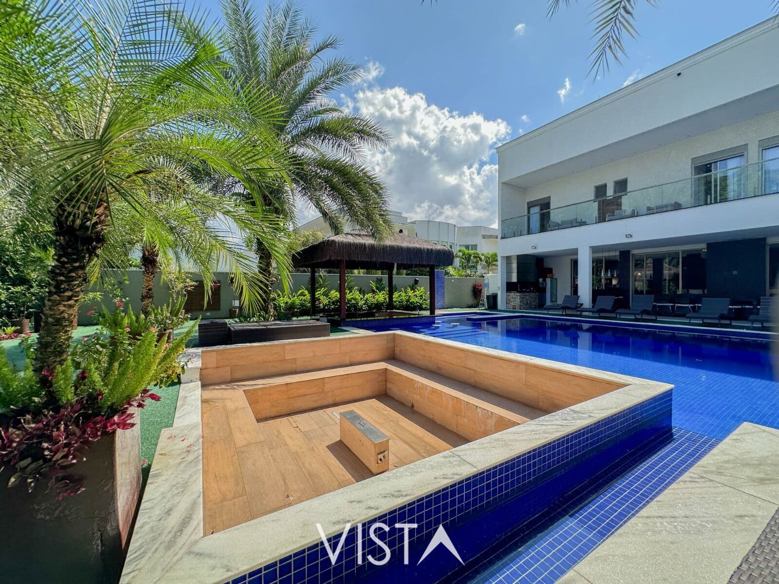 Casa de condomínio em Riviera de São Lourenço